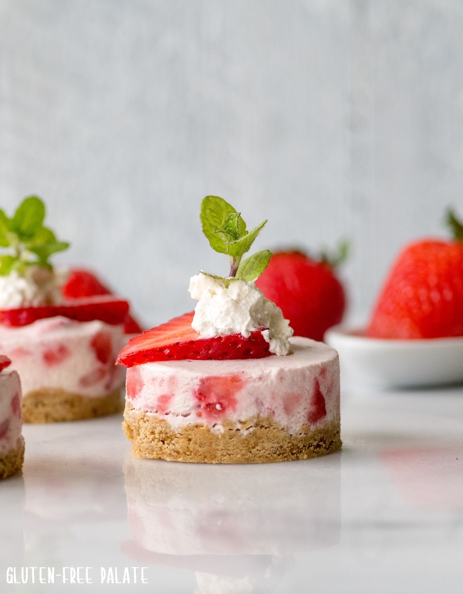 Gluten-Free No-Bake Mini Strawberry Cheesecakes – Gluten-Free Palate