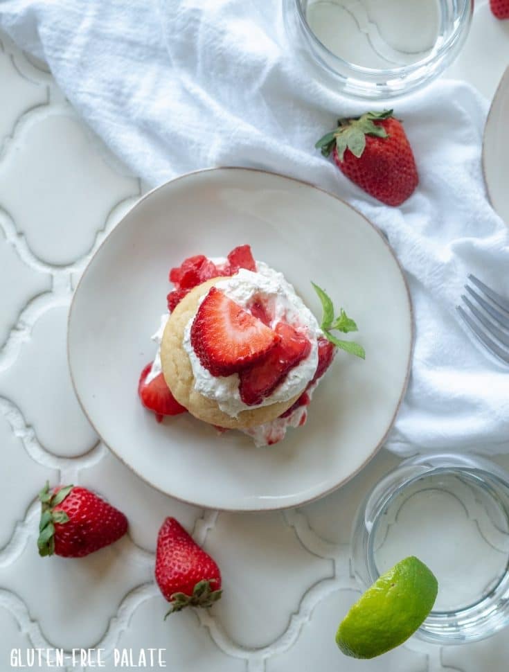 https://www.glutenfreepalate.com/wp-content/uploads/2018/05/Gluten-Free-Strawberry-Shortcake-4.2-735x970.jpg