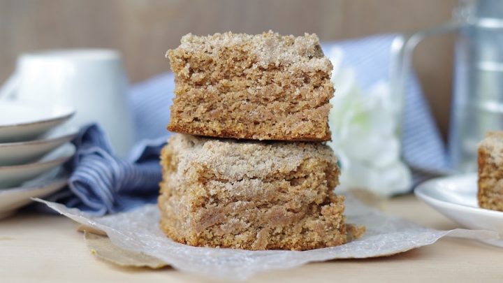 two stacked chai coffee cake pieces