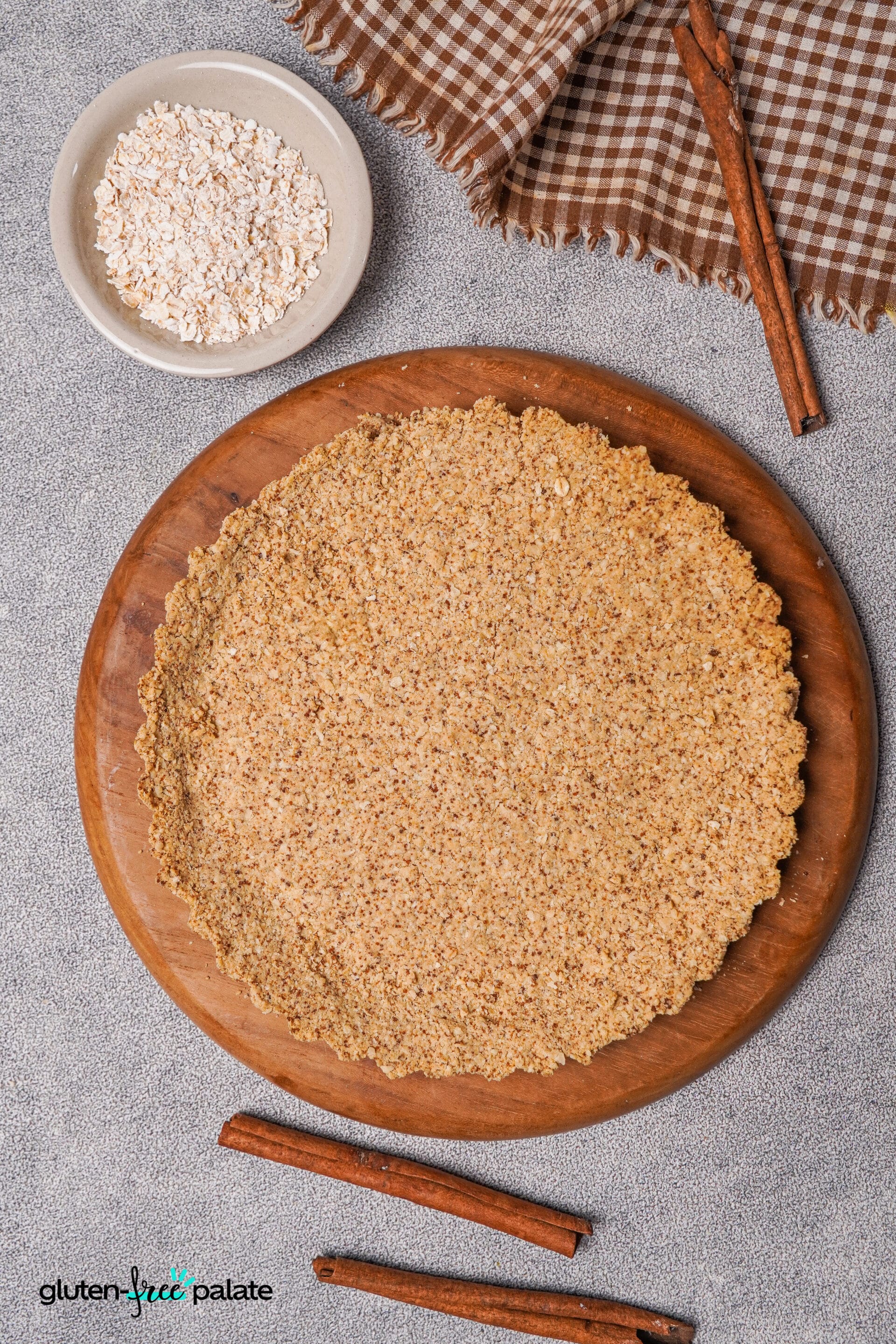 This is how what my gf graham cracker crust looks like from above.