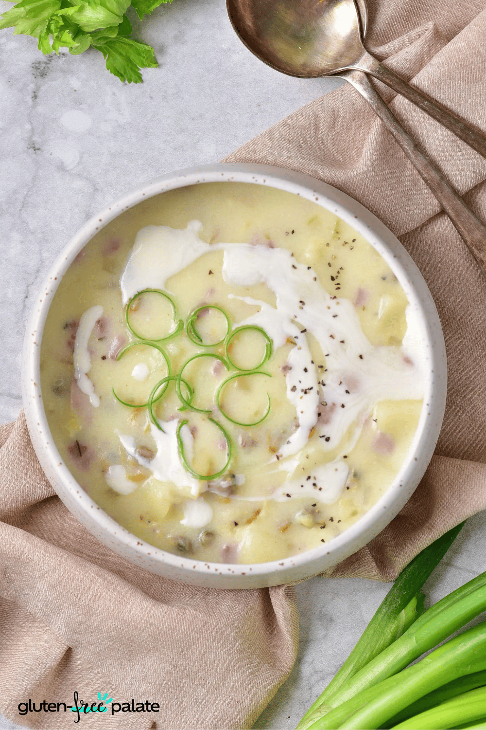 A bowl of gluten free clam chowder.