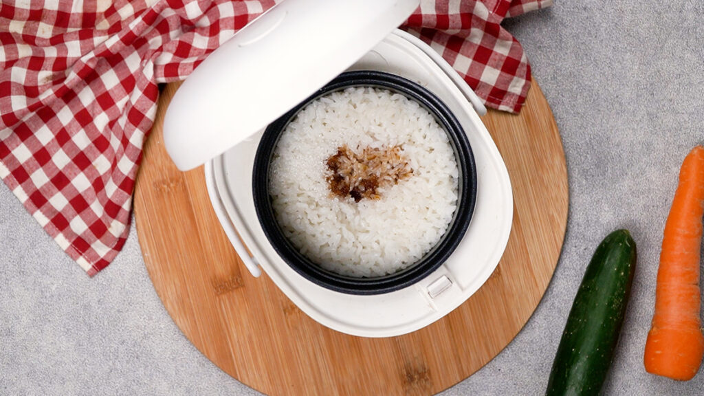 Sushi rice that's completely cooked.